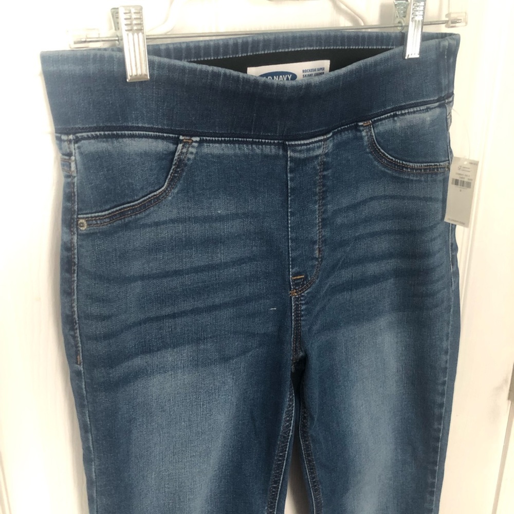 NWT Old Navy Pull-Up Jeans